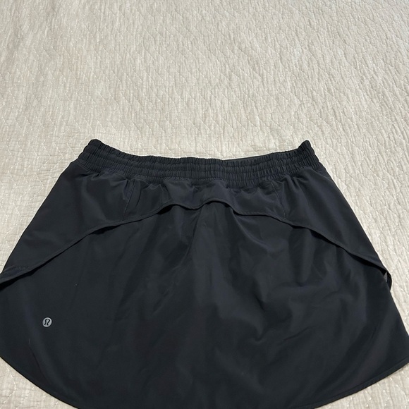 lululemon athletica Hotty Hot High Rise Skirt - Picture 3 of 4